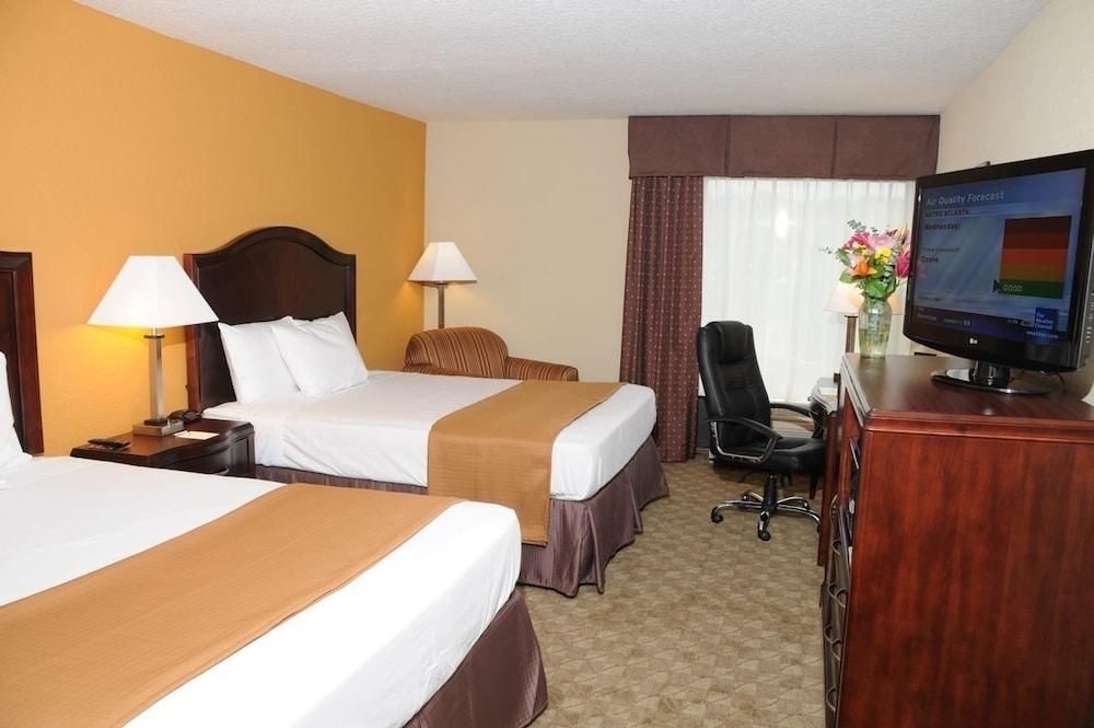 Holiday Inn Express Peachtree Corners-Norcross By Ihg Room photo