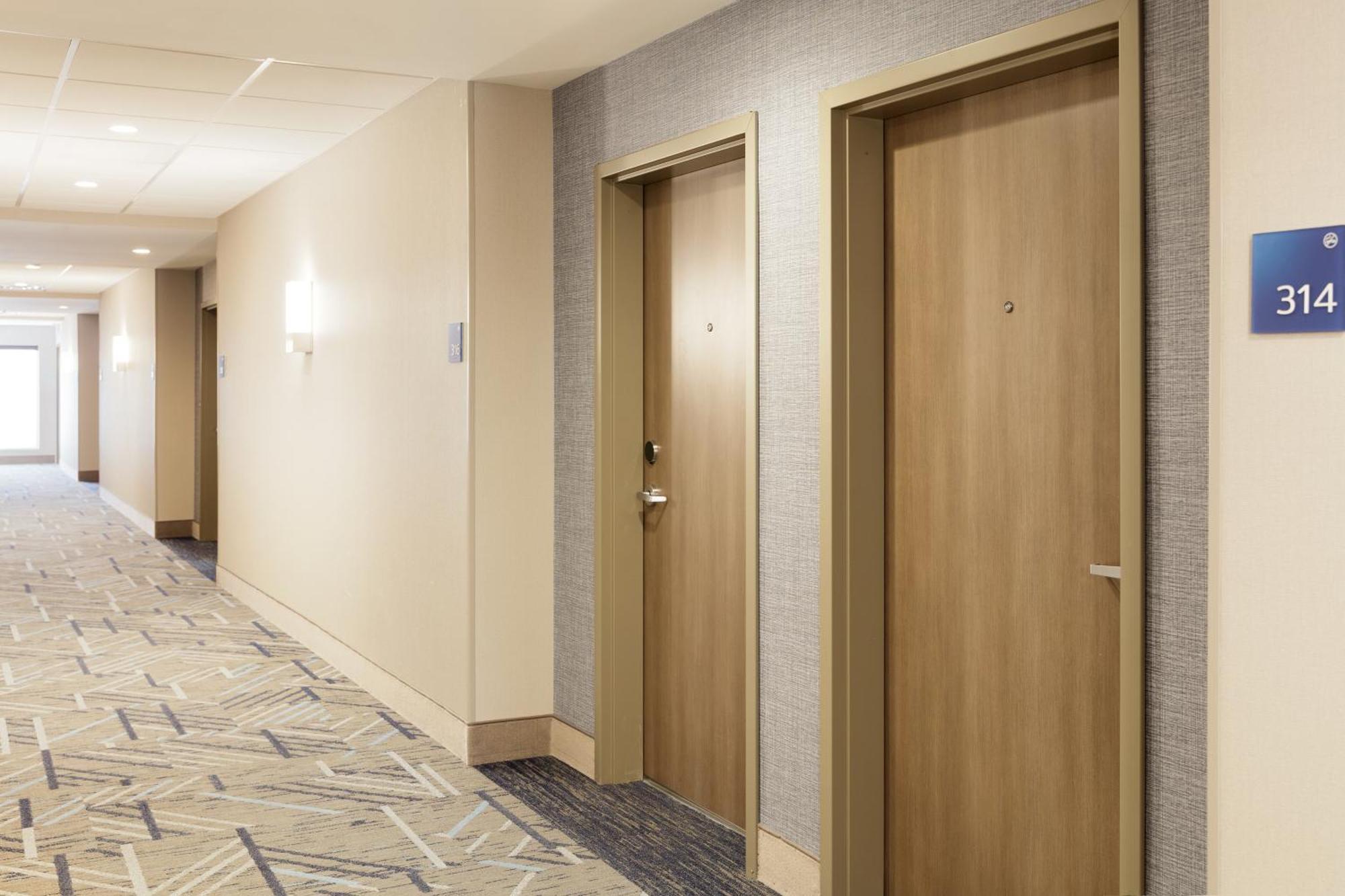 Holiday Inn Express Peachtree Corners-Norcross By Ihg Exterior photo